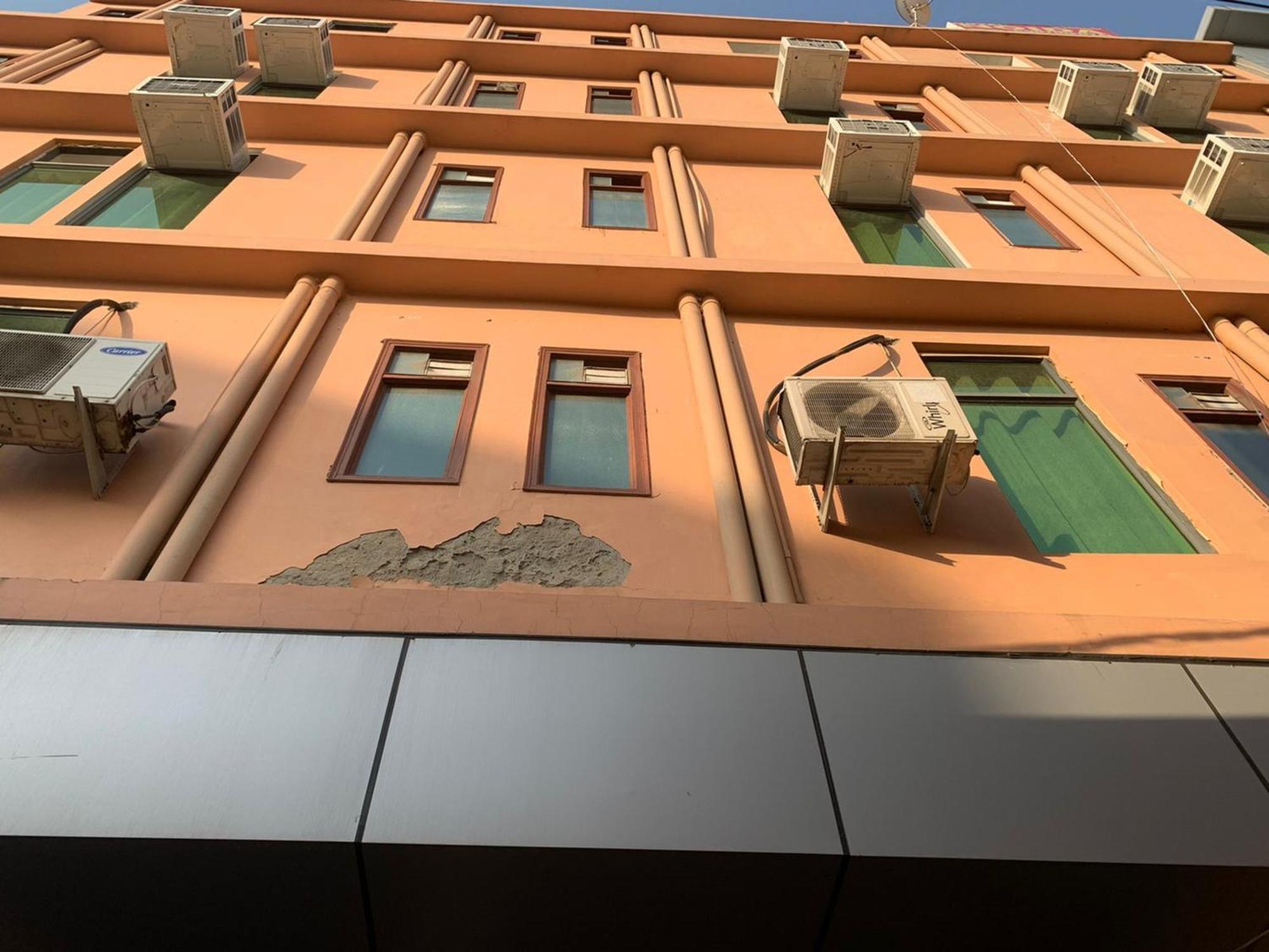Hotel Noida Continental Exteriör bild
